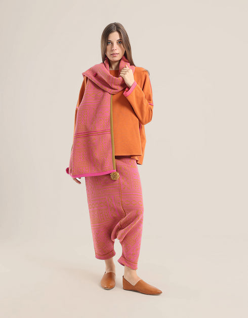 Oversized jacquard sweater with long sleeves